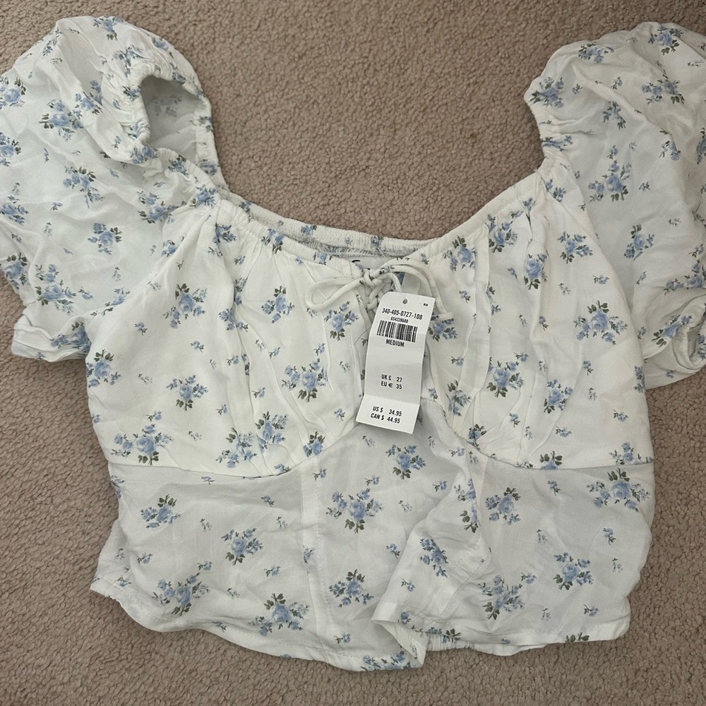 Hollister Blue Floral Puff Sleeve Blouse